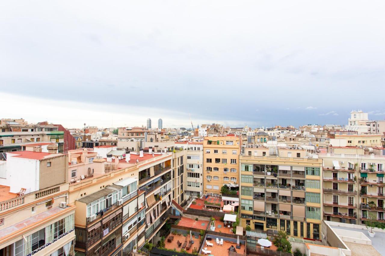 Friendly Rentals Gran Via Barcellona Esterno foto